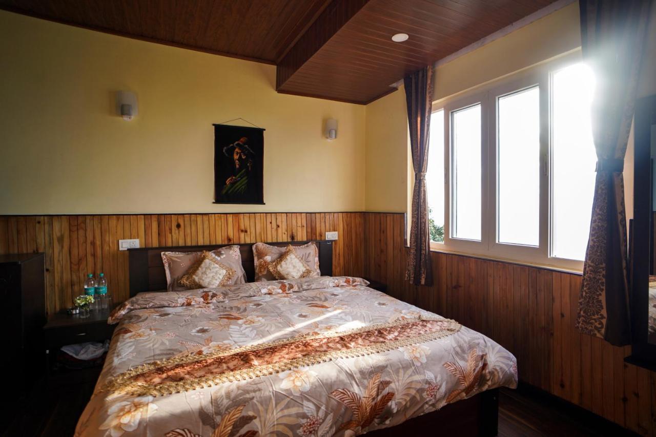 Hotel Hill Queen Near Sherpa Gumba Darjeeling Mall 5 Min Couple Friendly المظهر الخارجي الصورة